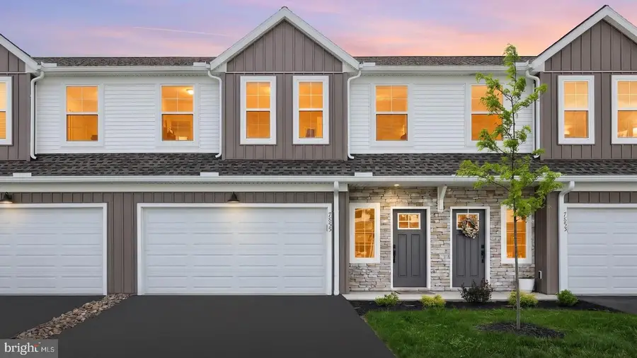 7855 Oak Brook Dr, Harrisburg, PA 17112 - #2