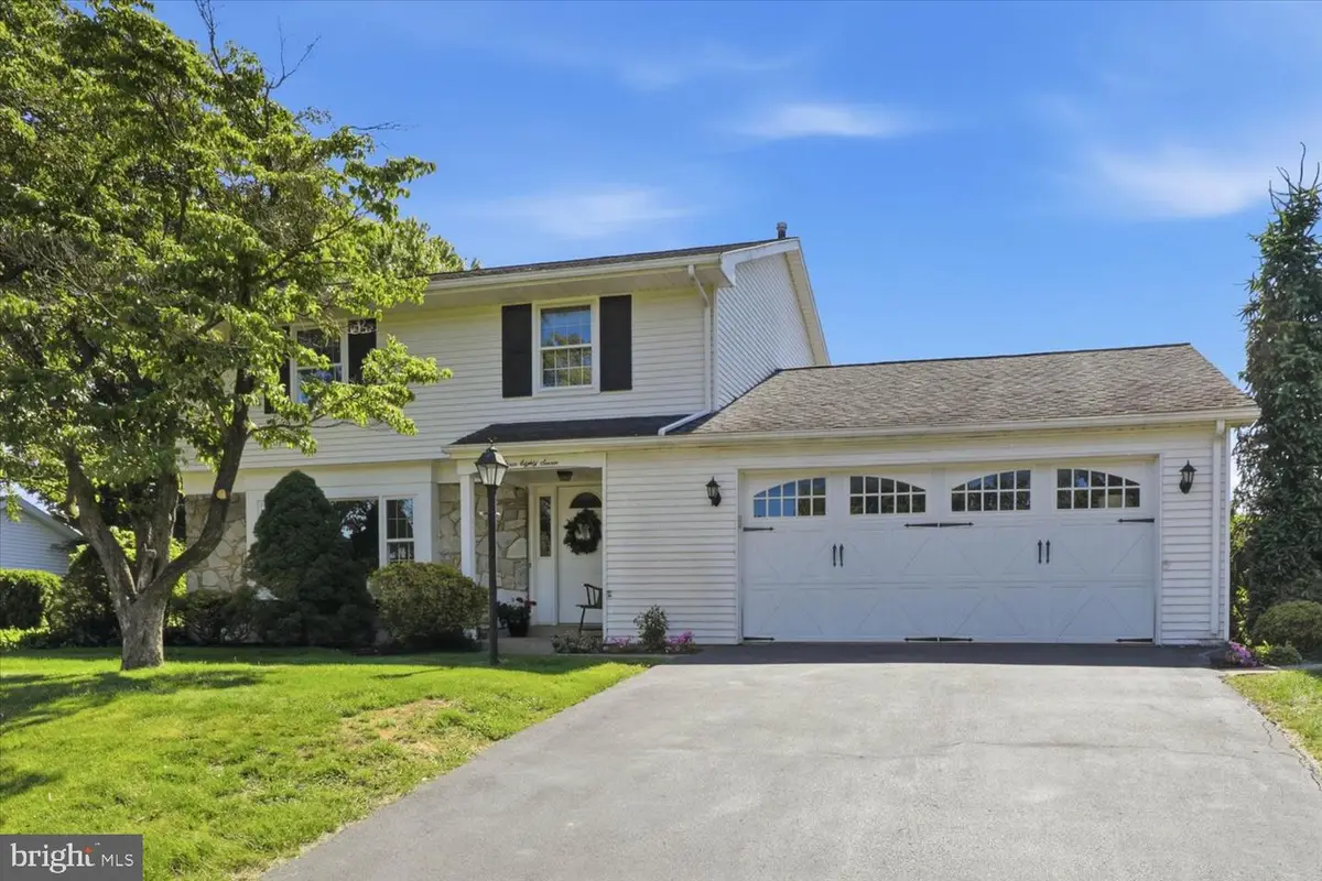 387 Yorktown Rd, Hershey, PA 17033 - #1
