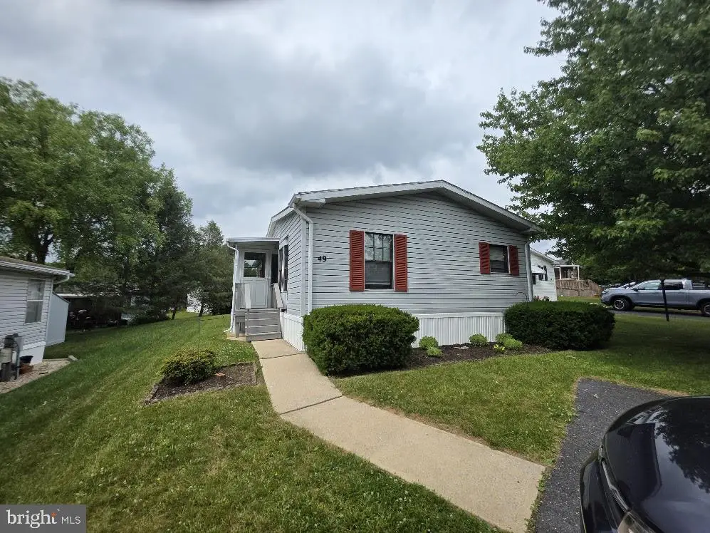49 Meadow Run Pl, Harrisburg, PA 17112 - #1