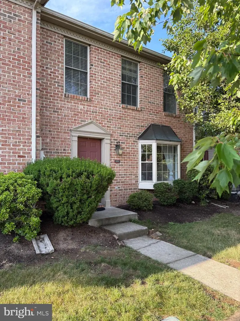 320 Woodland View Ct, Harrisburg, PA 17110 - #3