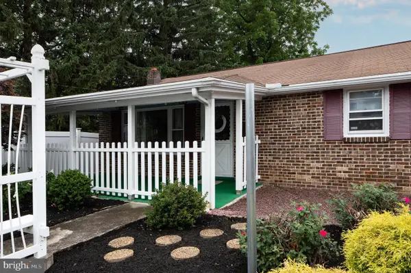 831 Main St, HARRISBURG, PA 17113