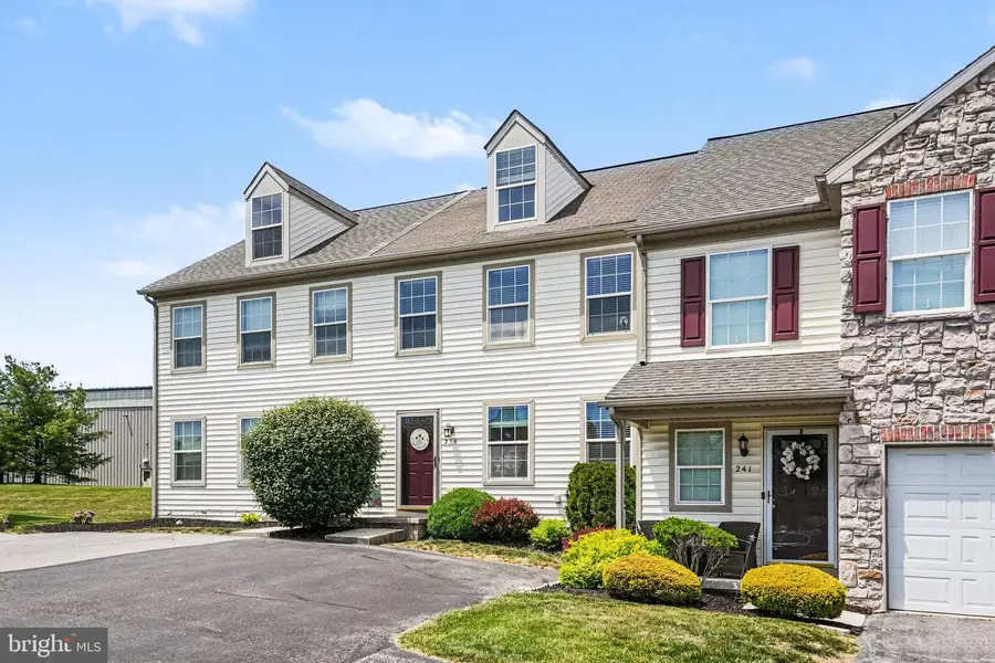 239 Buckley Dr, Harrisburg, PA 17112 - #2