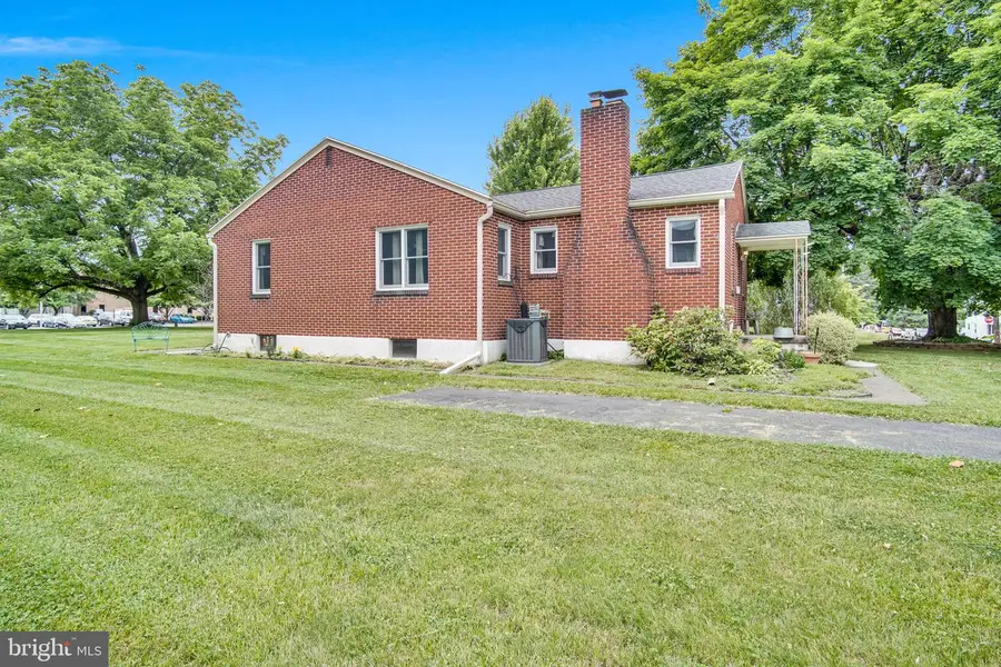 4401 York St, Harrisburg, PA 17111 - #3