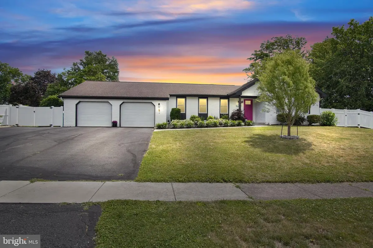 1098 Hillview Ln, Hershey, PA 17033 - #1