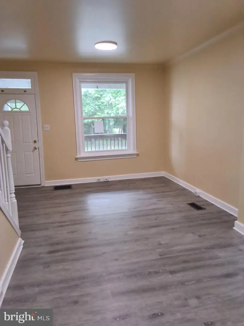 2149 Logan St, Harrisburg, PA 17110 - #3