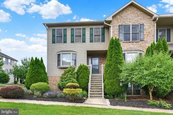 925 Woodridge Dr, MIDDLETOWN, PA 17057