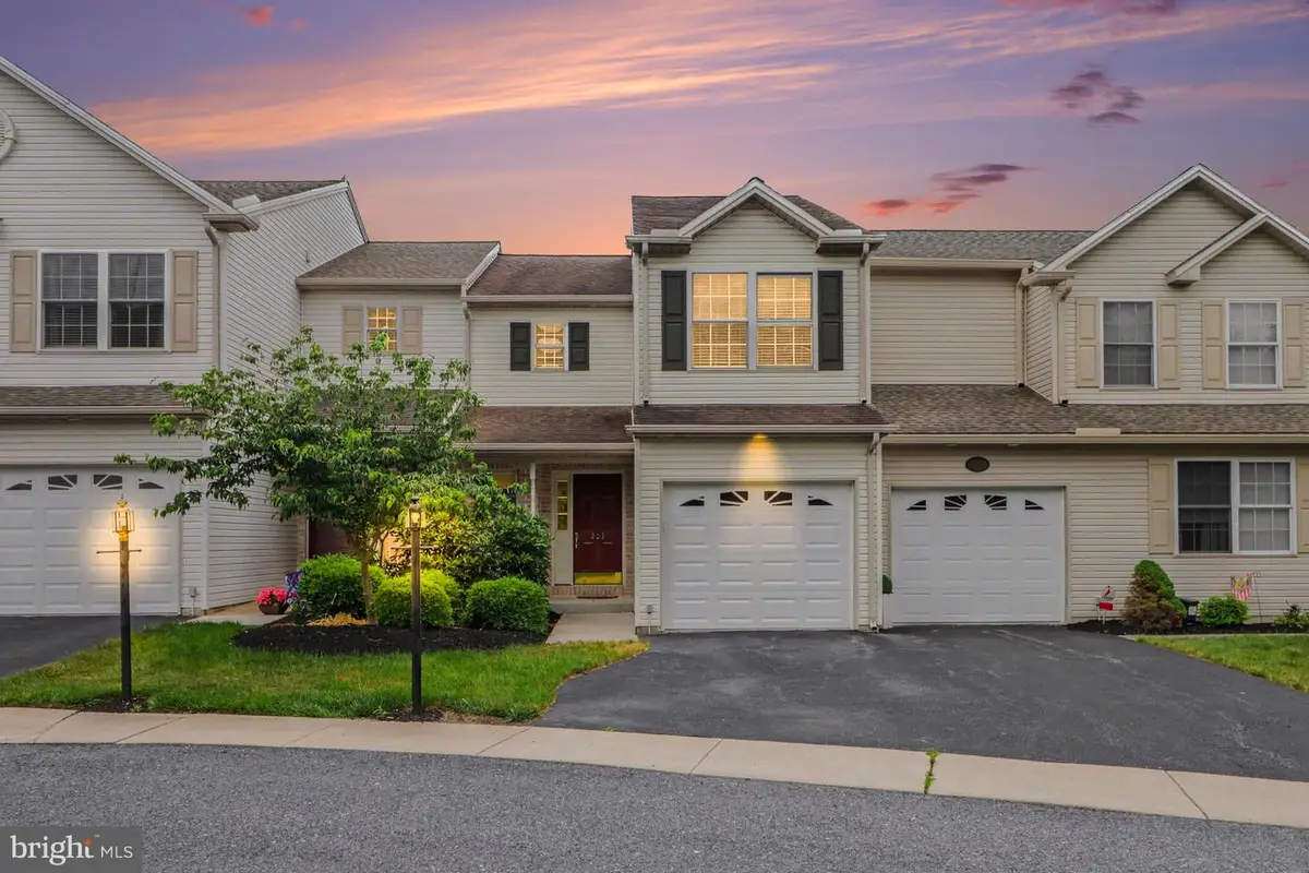 203 Silver Leaf Rdg Rdg, Harrisburg, PA 17110 - #1