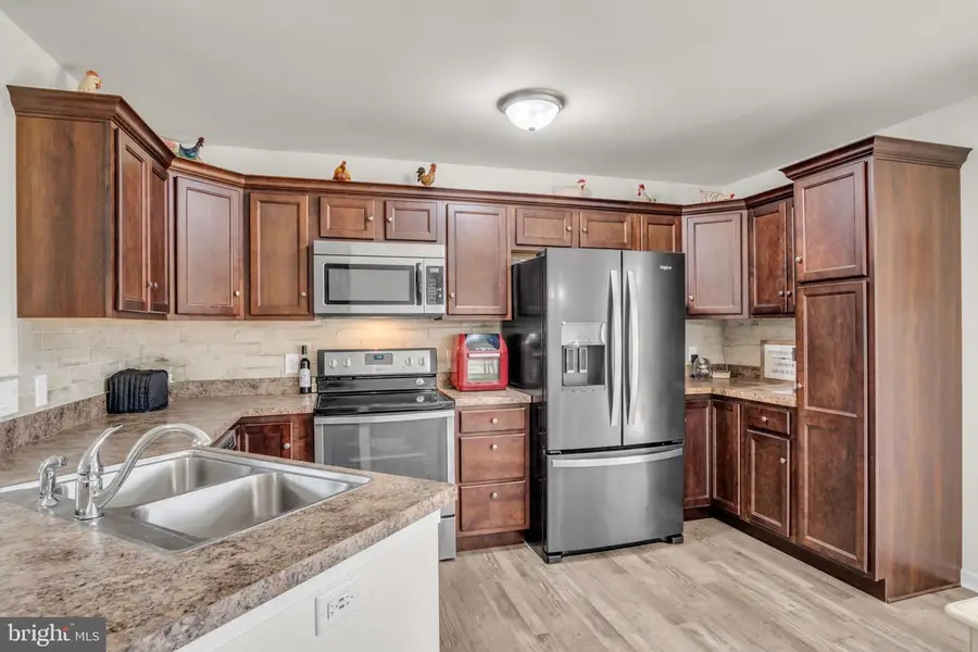 7808 Dewey Dr, Harrisburg, PA 17112 - #3