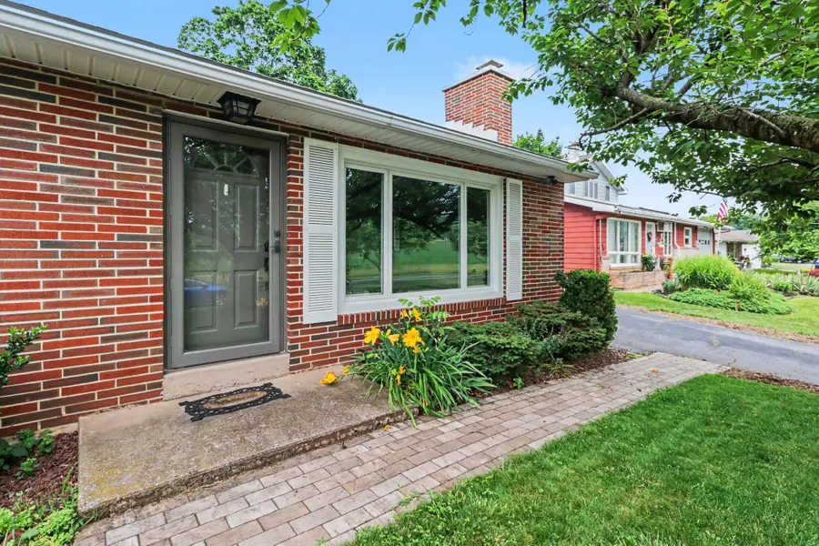 1755 Grove St, Hummelstown, PA 17036 - #3