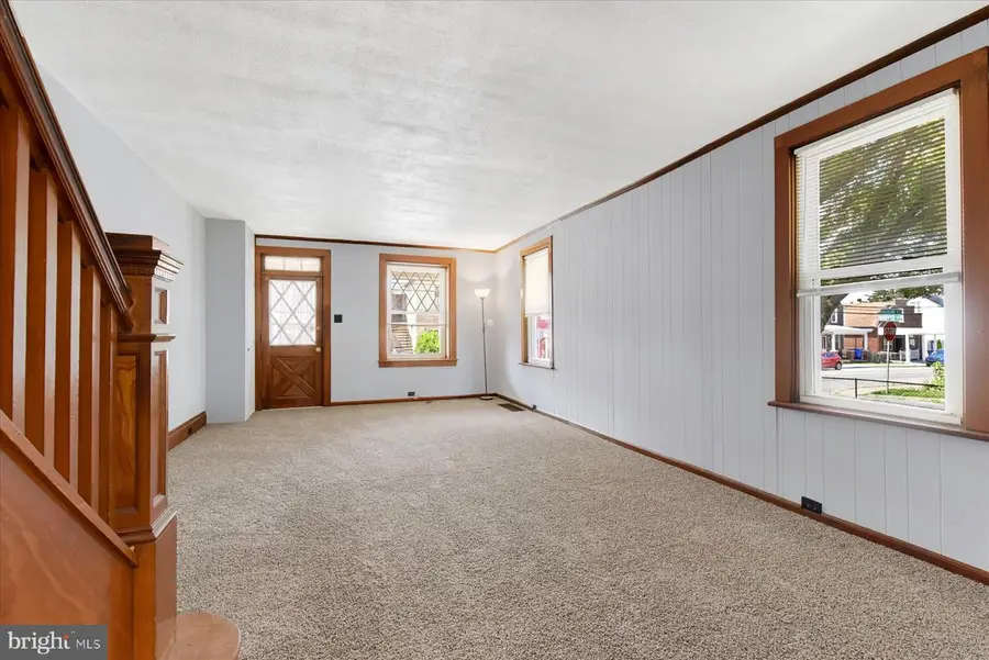 632 Highland St, Harrisburg, PA 17113 - #3