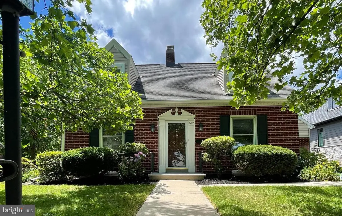 612 Cocoa Ave, Hershey, PA 17033 - #1