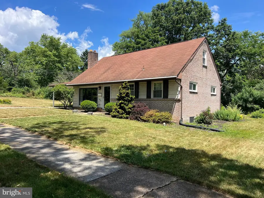 301 Berryhill Rd, Harrisburg, PA 17109 - #2