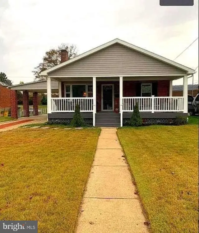 3712 Green St, Harrisburg, PA 17110 - #1