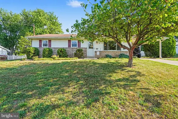 121 Carolyn St, HARRISBURG, PA 17112