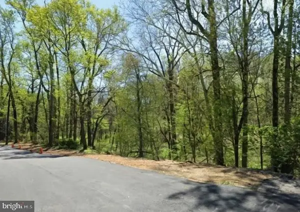 940 Dennis Cir, HARRISBURG, PA 17111