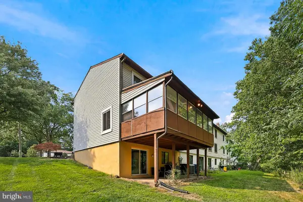 2631 Cranberry Cir, HARRISBURG, PA 17110