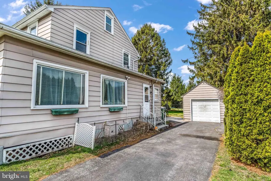 136 Linglestown Rd, Harrisburg, PA 17110 - #3