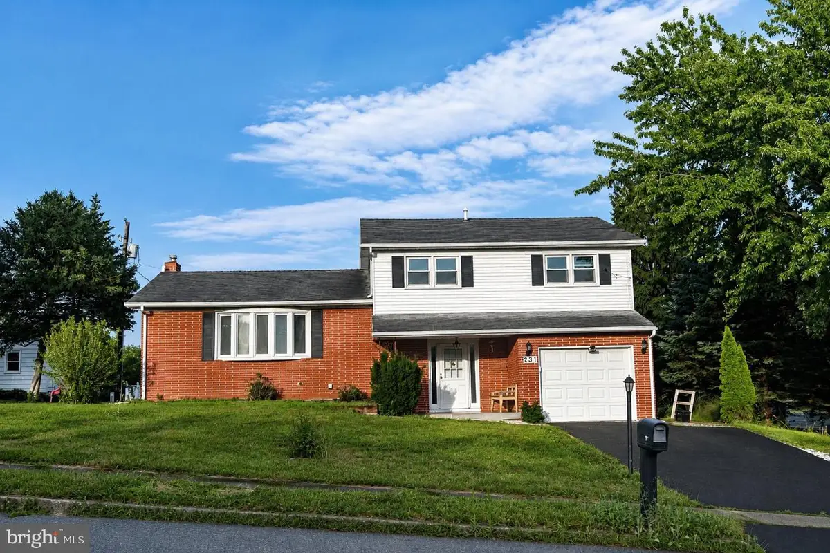 231 Eddington Ave, Harrisburg, PA 17111 - #1