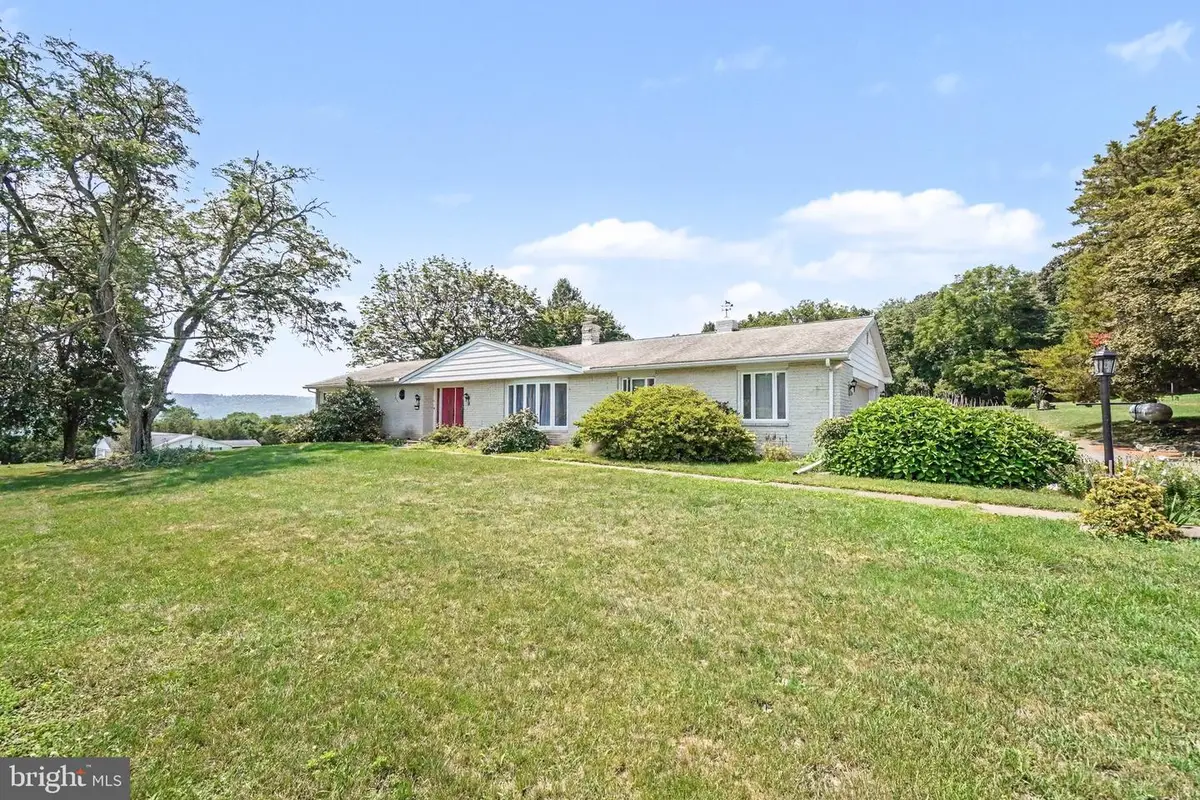 282 Dividing Ridge Rd, Halifax, PA 17032 - #1