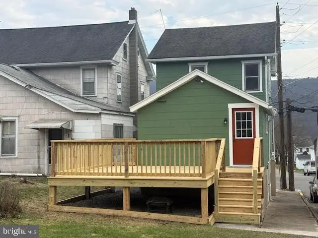 357 W Broad St, Williamstown, PA 17098 - #3