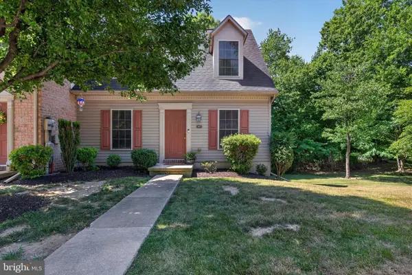 409 Park View Dr, HARRISBURG, PA 17110