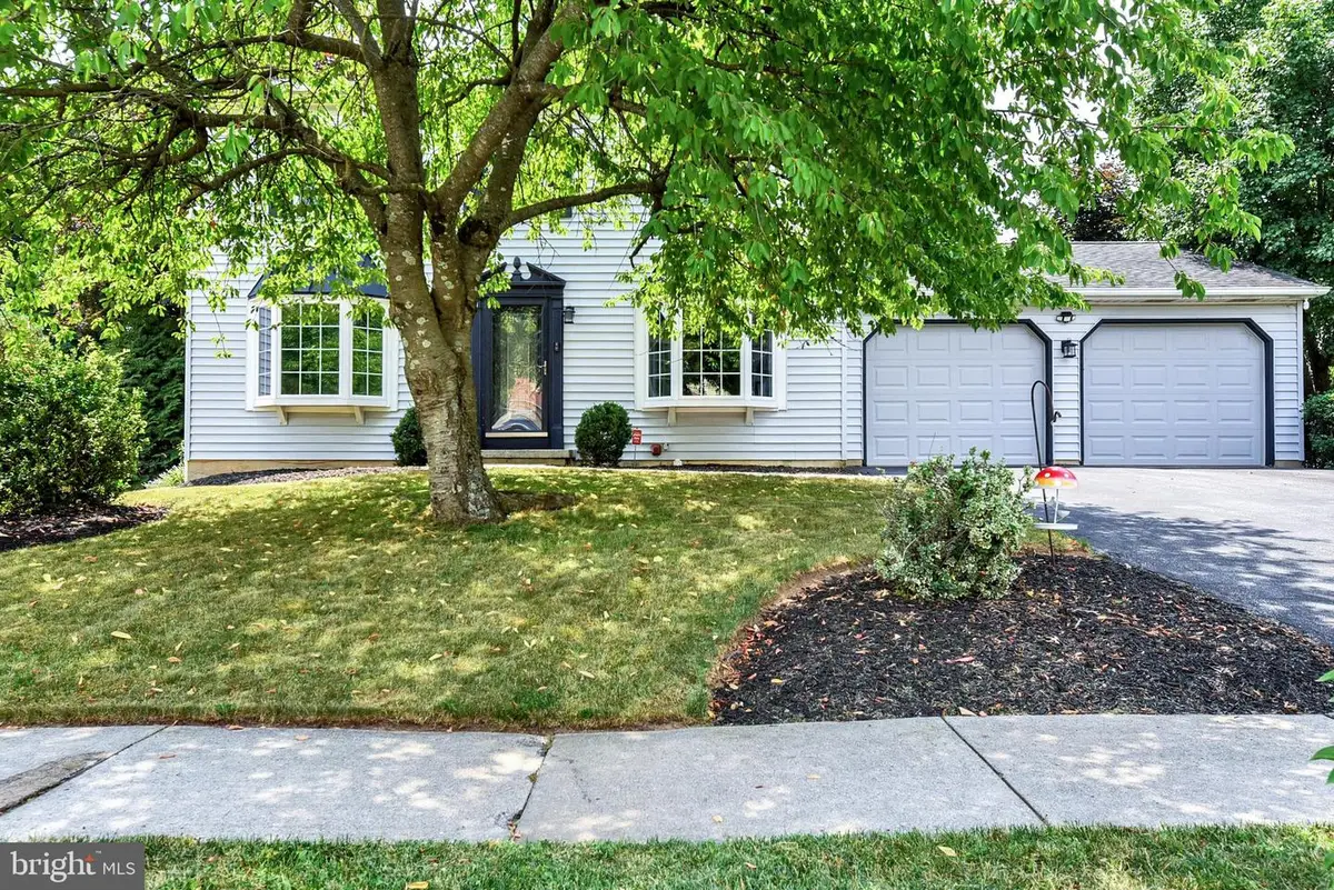 2009 Deer Path Rd, Harrisburg, PA 17110 - #1