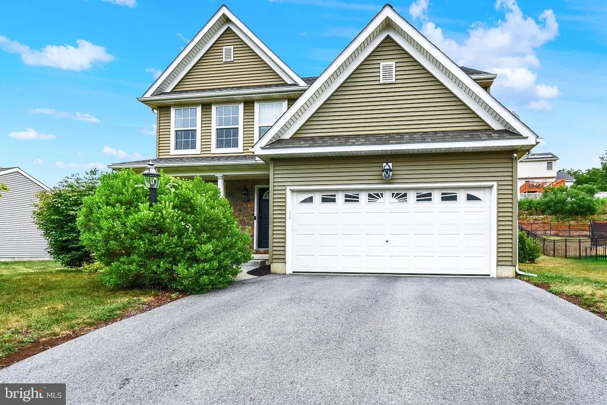 470 Yale St, Harrisburg, PA 17111 - #1