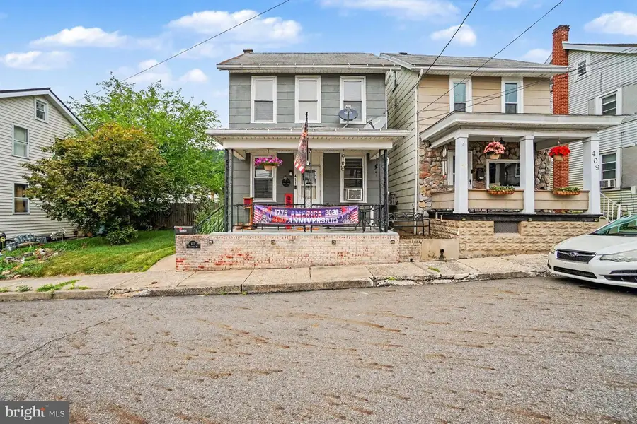 411 Elizabeth St, Williamstown, PA 17098 - #2