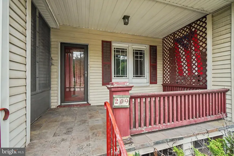 209 Main St, Lykens, PA 17048 - #2