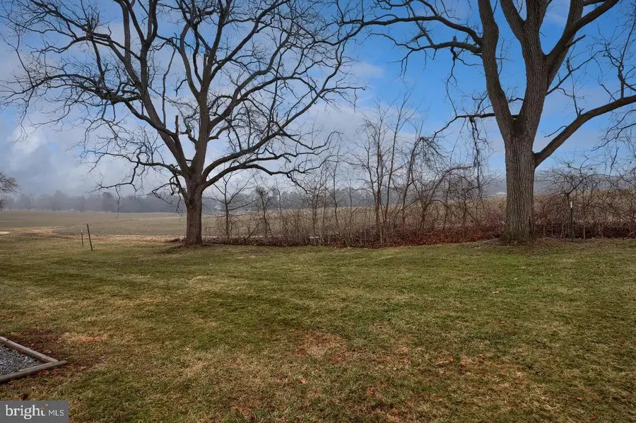 222 Robin Rd, Hershey, PA 17033 - #3