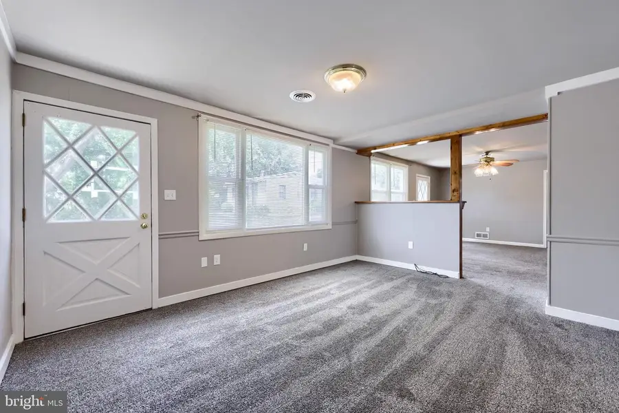 205 Peach St, Harrisburg, PA 17112 - #2