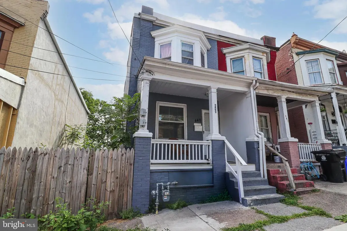 442 Crescent St, Harrisburg, PA 17104 - #1