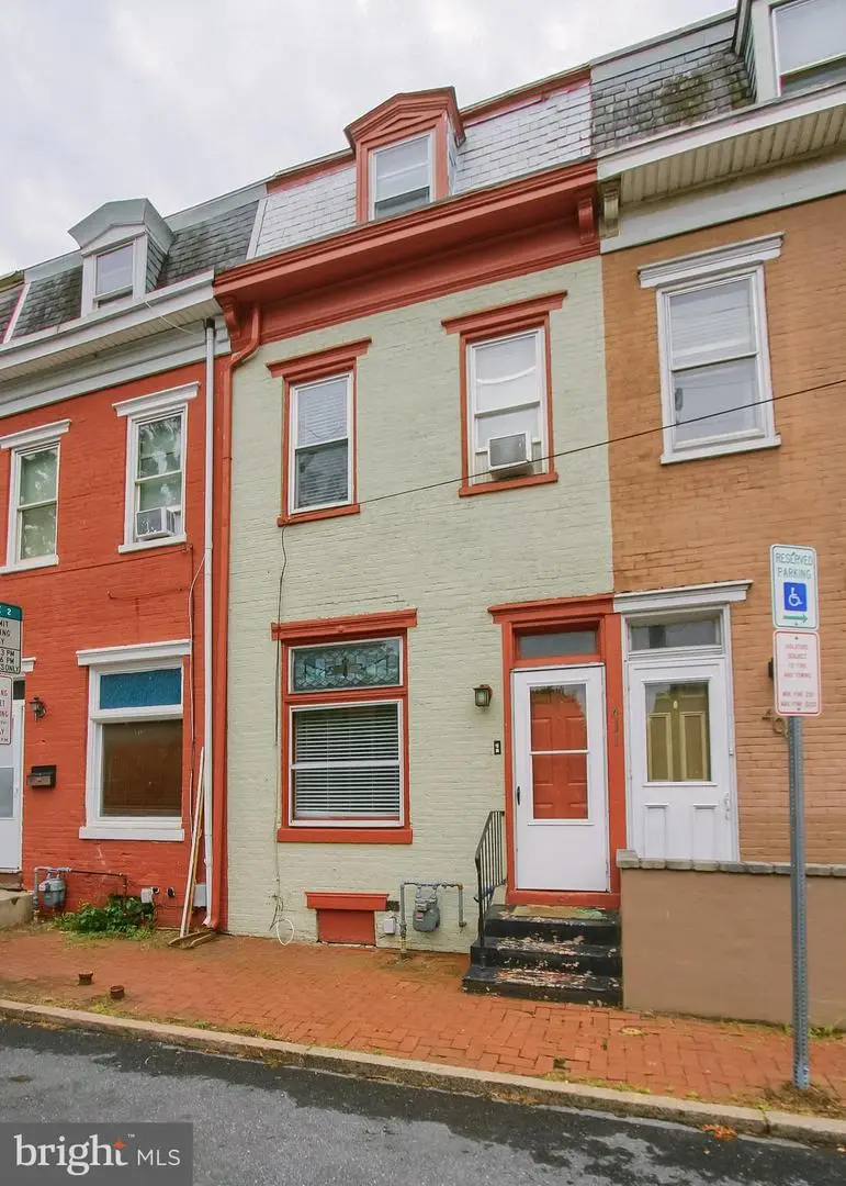 411 Herr St, Harrisburg, PA 17102 - #3