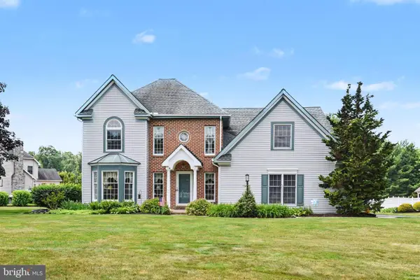 1790 Tenby Dr, HERSHEY, PA 17033