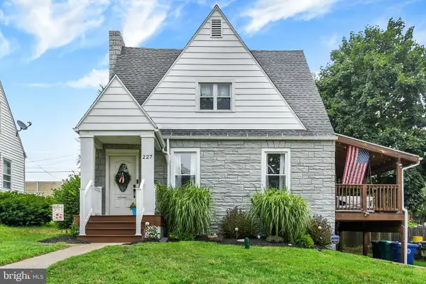 227 S Madison St, HARRISBURG, PA 17109