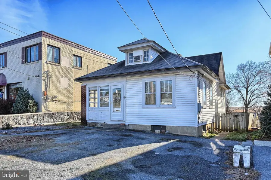 1126 E Chocolate Ave, Hershey, PA 17033 - #2