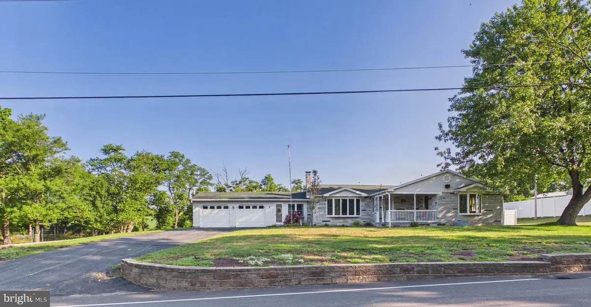 8664 Jonestown Rd, Grantville, PA 17028 - #1