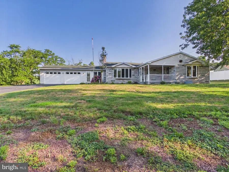 8664 Jonestown Rd, Grantville, PA 17028 - #2