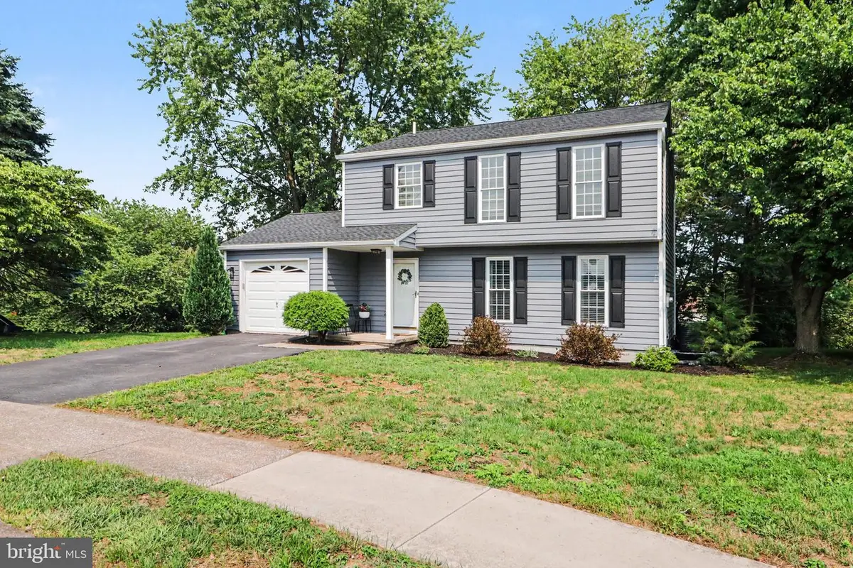 122 Huntley Dr, Harrisburg, PA 17112 - #1