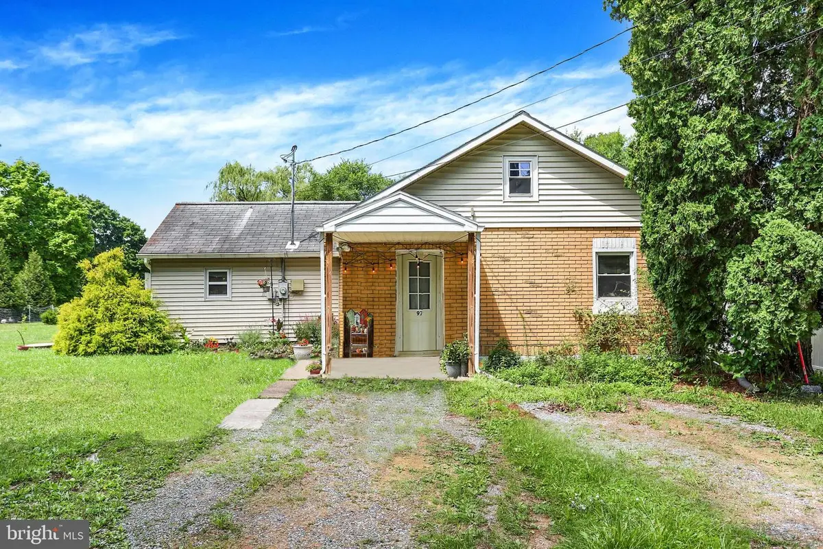 977 Laudermilch Rd, Palmyra, PA 17078 - #1