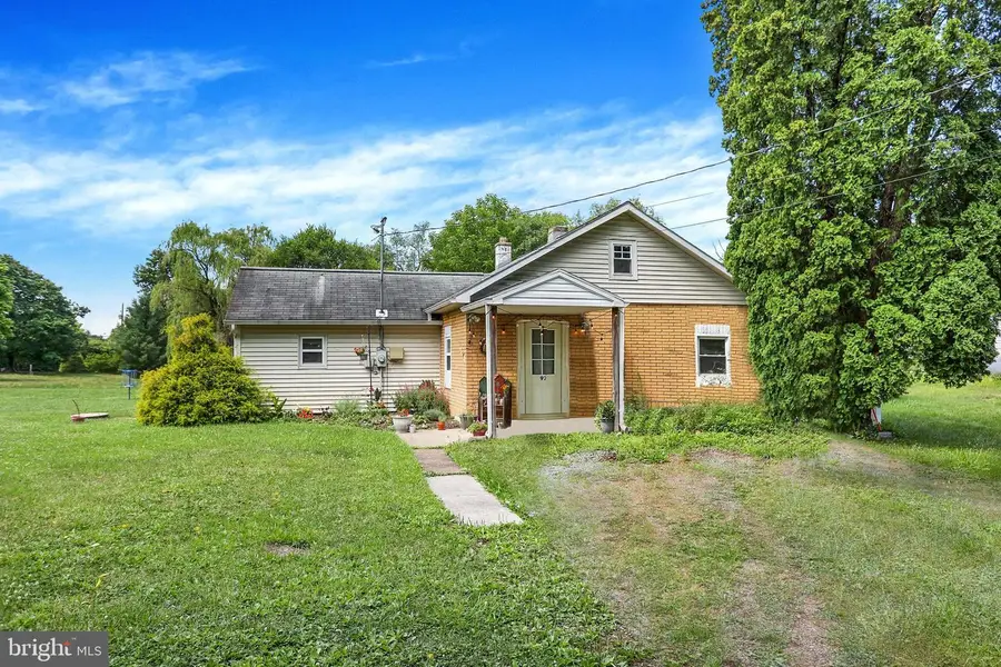 977 Laudermilch Rd, Palmyra, PA 17078 - #2