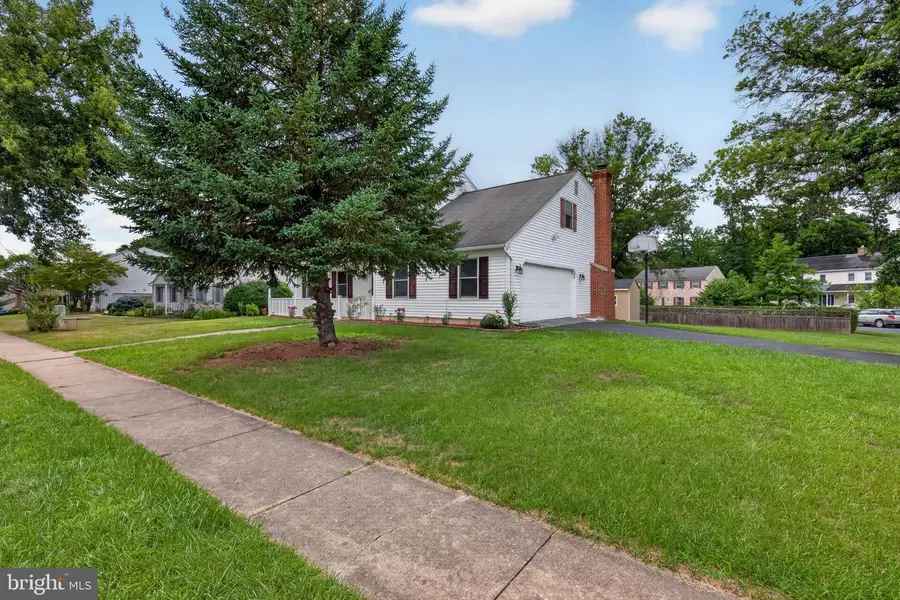 2224 Bradley Dr, Harrisburg, PA 17110 - #3