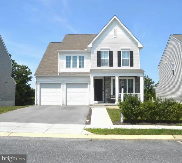 1738 Bradley Dr, HARRISBURG, PA 17110