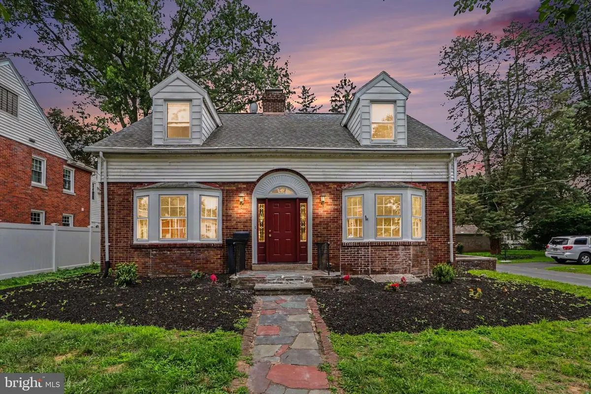 305 Montrose St, Harrisburg, PA 17110 - #1
