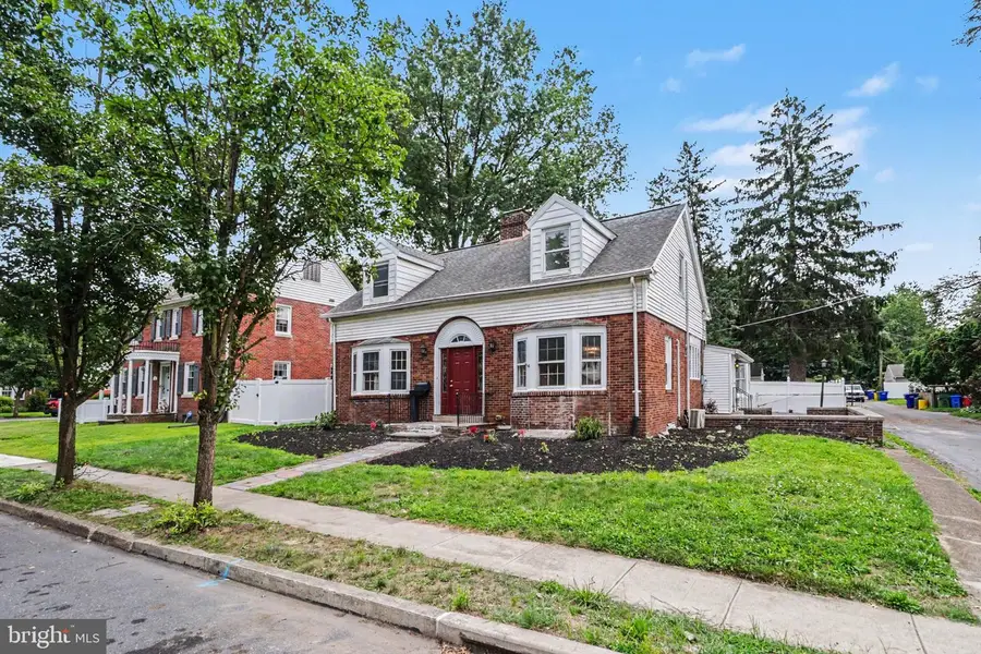 305 Montrose St, Harrisburg, PA 17110 - #3