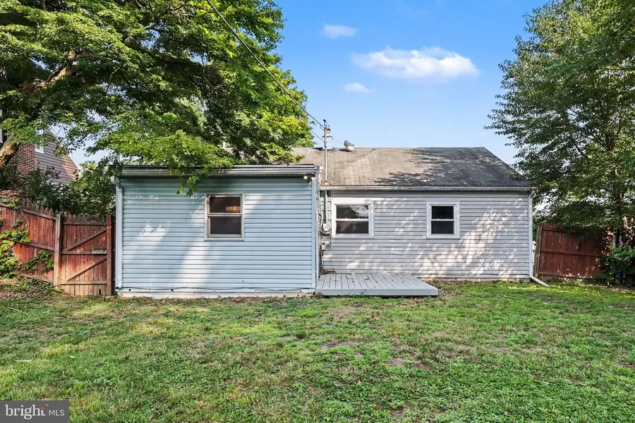3945 Rauch St, Harrisburg, PA 17109 - #2