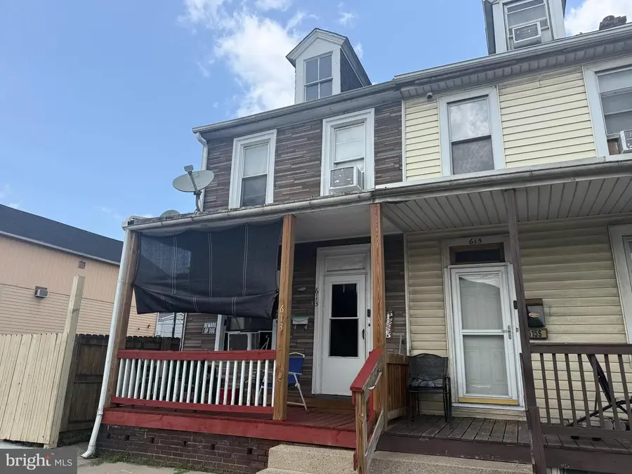 613 S Front St, Steelton, PA 17113 - #2