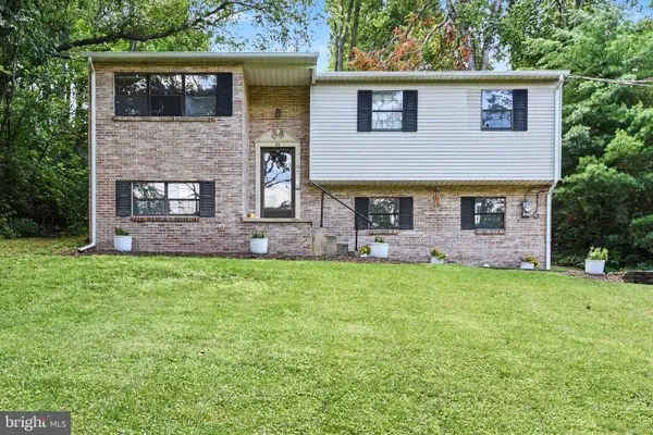 25 Scout Ln, HUMMELSTOWN, PA 17036