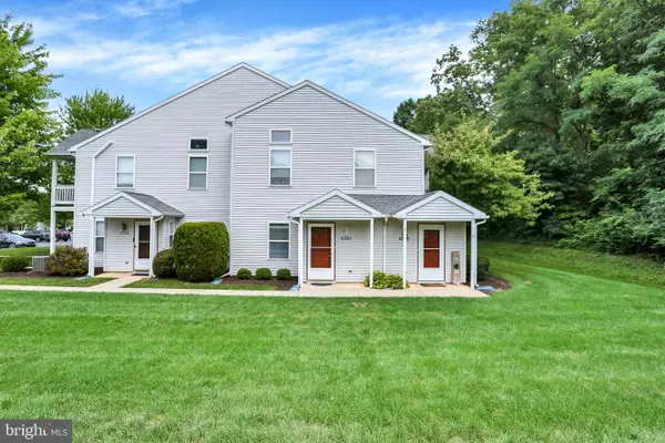 5811d Hidden Lake Dr, HARRISBURG, PA 17111