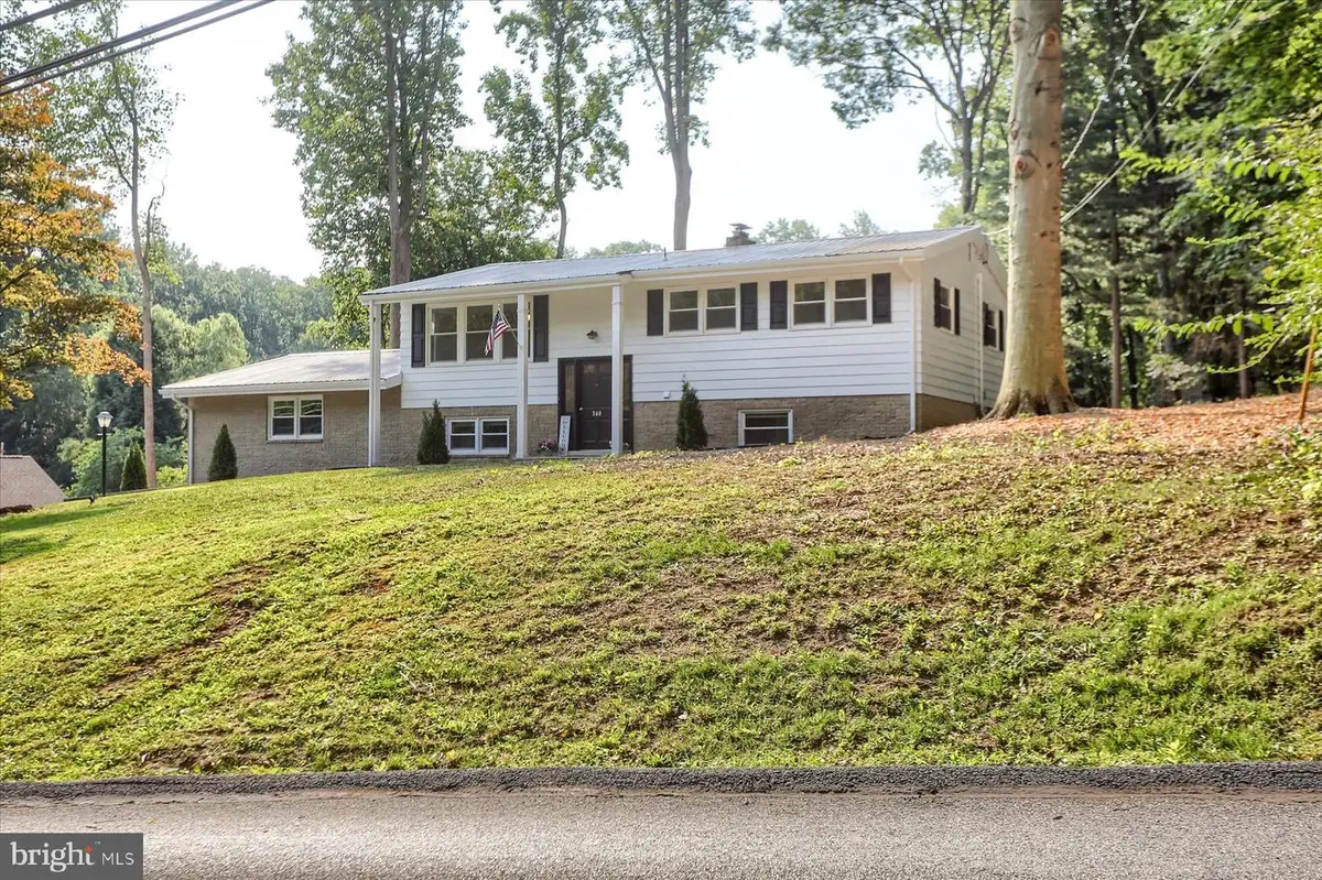 560 Hill Church Rd, Hummelstown, PA 17036 - #1